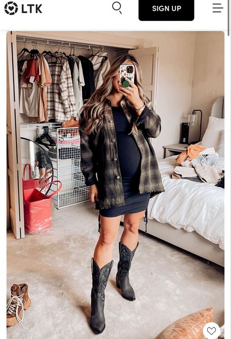 Maternity Country Concert Outfit, Concert Outfits Winter, Country Concert Outfit Winter, Bump Outfits, Concert Outfit Winter, Country Concert Outfits, Luke Combs, Country Concert Outfit, Concert Outfits