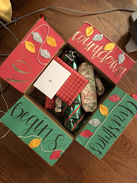 Christmas Care Package Military, Care Package Ideas Military, Care Package Decorating, Army Boyfriend, Military Boyfriend, College Dorm Gifts, Dorm Gifts, Christmas Care Package, Missionary Care Packages