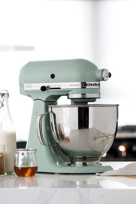 Freezing Mashed Potatoes, Small Apartment Couch, Kitchenaid Bowl, Amazon Wedding Registry, Fluffy Mashed Potatoes, Kitchenaid Artisan, Making Mashed Potatoes, Kitchenaid Stand Mixer, Easy Entertaining