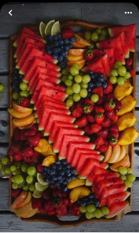 Fruit Party Tray Ideas, Fruit And Veggie Easter Tray, Easy Fruit And Veggie Trays, Charcuterie Board With Fruit And Veggies, Fresh Fruit Board, Baby Shower Fruit And Veggie Trays, Fruit Tray Baby Shower Ideas, Kid Fruit Platter, Elegant Fruit Display