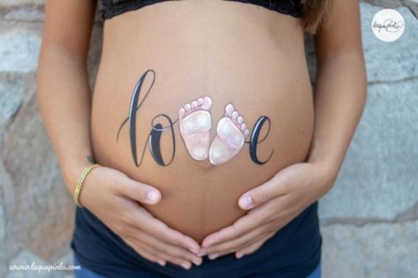 Bump Painting, Belly Paint, Pregnant Belly Painting, Belly Art, Borneo Tattoo, Idee Babyshower, Pregnancy Art, Belly Painting, Body Suit Tattoo