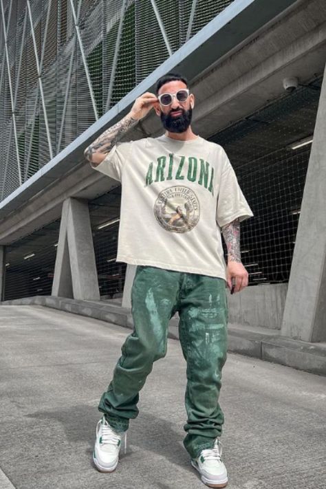 Pine Green Outfit Men, Green Outfit Men, Pine Green Outfit, Sb Outfits, Green Jeans Outfit, Cool Street Style, Baggy Fashion, Styling Jordans, Drippy Outfit