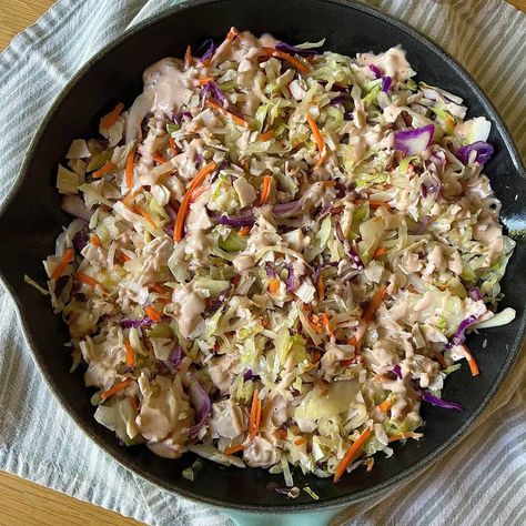 Turkey Reuben Skillet Reuben Bowl, Turkey Reuben, Homemade Russian Dressing, Fermented Sauerkraut, Butcher Box, Box Recipes, Russian Dressing, Oven Roasted Turkey, Classic Sandwich