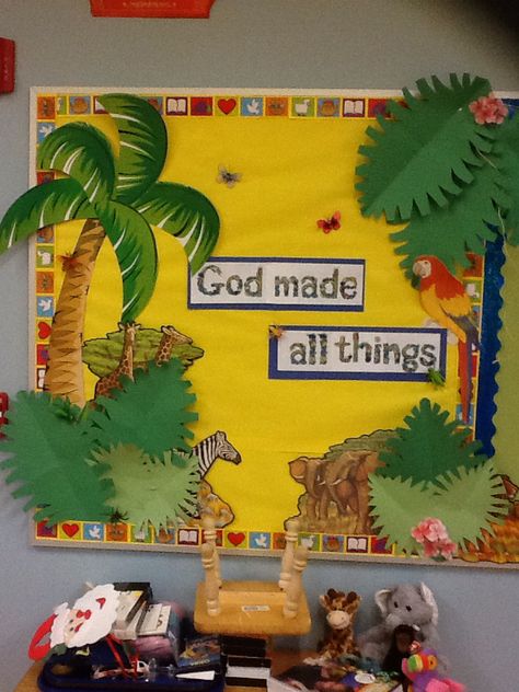 Creation board, God made all things Creation Bible Class Decor, Days Of Creation Bulletin Board Ideas, Creation Theme Decorations, Creation Decorations Vbs, Creation Vbs Decorations, Creation Bulletin Board Ideas, Creation Bulletin Board, Gods Creation Crafts, Crayon Classroom