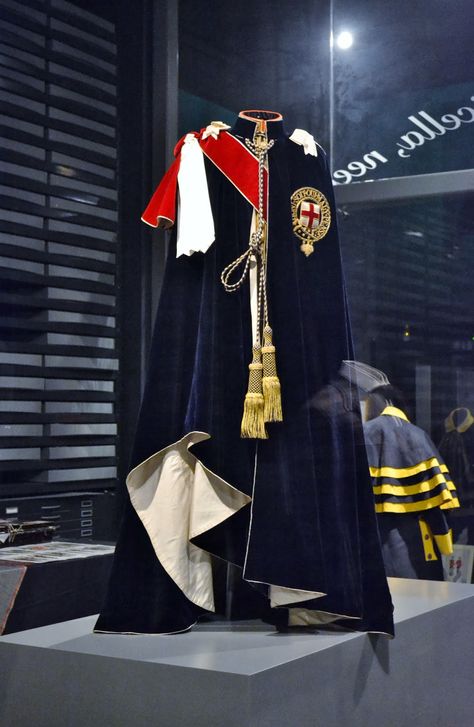 Garter Robes (1906) by Henry Poole & Co. at the Bowes Museum (Barnard… King Attire, King Clothes, Bowes Museum, Henry Poole, Coronation Robes, Barnard Castle, Order Of The Garter, King Outfit, Military Dresses