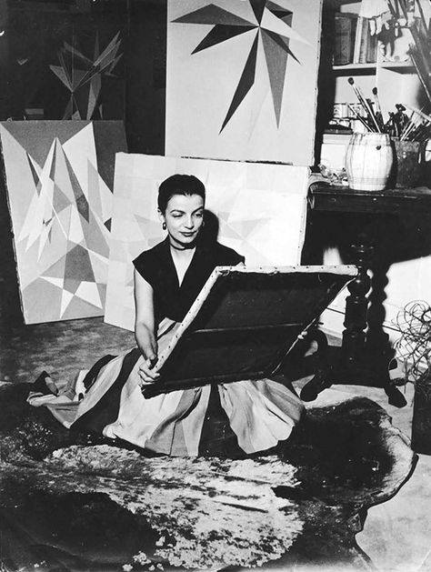 Celebrating Lygia Clark, a Radical Pioneer of Contemporary Art | AnOther Guggenheim Museum Bilbao, In Her Studio, Avant Garde Artists, Artist Collective, Guggenheim Museum, Graphite Drawings, Arte Popular, Famous Artists, Art Moderne