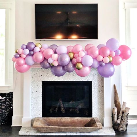 Mantle Party Decor, Balloon Garland On Mantle, Balloon Mantle, Balloons On Mantle, Birthday Party Mantle Decor, Balloon Garland On Fireplace Mantle, Balloon Arch On Mantle, Balloons On Fireplace Mantle, Balloon Fireplace