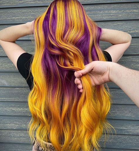 Witch Purple, Color Block Hair, Pulp Riot Hair Color, Fire Hair, Rave Hair, Vivid Hair Color, Cute Hair Colors, Pulp Riot, Spring Hair Color