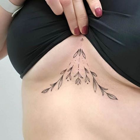 Womens Leg Tattoo Small, Sternum Tattoos For Women Small, Women’s Underboob Tattoo, Under Bobs Tattoos Small, Underbreast Tattoos For Women, Underbust Tattoo Ideas Floral, Floral Tattoo Sternum, Sternum Fine Line Tattoo, Womens Underboob Tattoo