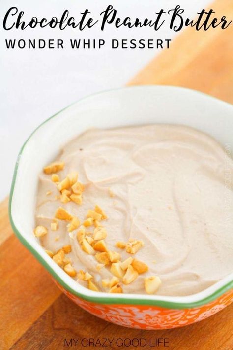 Chocolate Peanut Butter Wonder Whip is a healthy dessert. It's rich in protein, no bake, and easy to make. A perfect combo of flavors help to fight cravings! 2B Mindset Dessert | Wonderwhip | 21 Day Fix Dessert | Healthy Desserts #2bmindset #protein #21dayfix #healthydessert #beachbody 21 Day Fix Dessert, 21 Day Fix Desserts, Chocolate Peanut Butter Desserts, Nutella Desserts, 2b Mindset, Beachbody Recipes, Peanut Butter Desserts, 21 Day Fix Meals, Low Carb Dessert