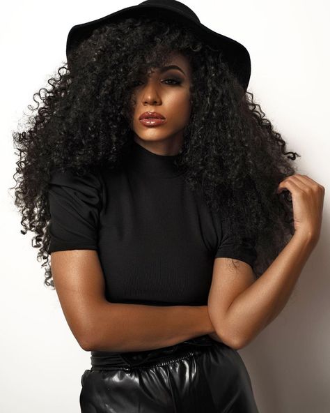 Cheslie Kryst, Side Curls, Miss Usa, Queen Hair, Super Long Hair, Natural Hair Braids, Birthday Photoshoot, Hair Goals, West Coast