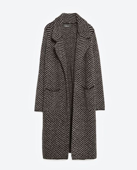 Image 8 of HERRINGBONE COAT from Zara Herringbone Coat Outfit, Herringbone Coat Women, Winter Mode Outfits, Mode Mantel, Herringbone Coat, Velvet Dress Long, Pakistani Fashion Casual, Muslim Fashion Dress, Jacket Design