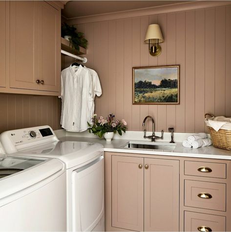 Yellow Laundry Rooms, Pink Laundry Rooms, Laundry Pantry, House Laundry Room, Laundry Room Renovation, Laundry Room Diy, Diy Makeover, Utility Room, Color Inspo