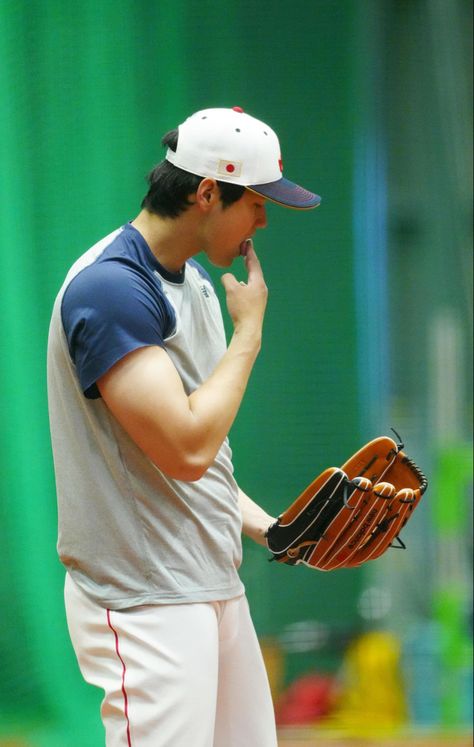 Japanese Boyfriend, Japan Baseball, Japanese Baseball, Faye Webster, Ohtani Shohei, Athletic Supporter, Baseball Guys, Dream Boyfriend, Baseball Boys