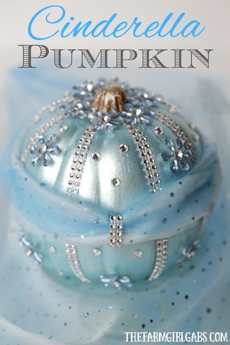 Your little princess will love making this beautiful DIY Disney Cinderella Pumpkin for Halloween. This no-carve pumpkin craft is bedazzled with gems, tulle and metallic blue paint to match Cinderella's elegant gown. Metallic Blue Paint, Pumpkin For Halloween, Diy Pumpkin Spice, Disney Pumpkin Carving, Disney Christmas Decorations, Halloween Decor Diy, Disney Pumpkin, Pumpkin Craft, Cinderella Pumpkin