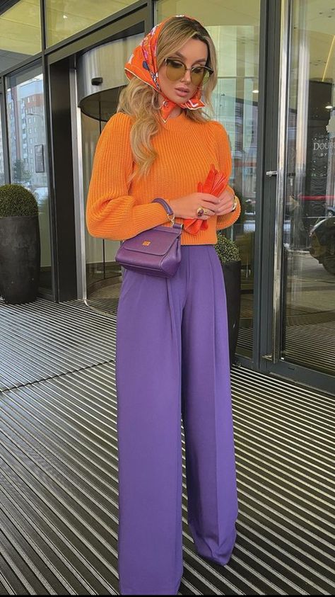 Colorblock Pants Outfits, Corporate Attire Women Colorful, Colorful Outfit Women, Fashion Inspo Colorful, Corporate Colorful Outfits, Bold Style Outfit, Bright Classic Outfits, Bright Color Office Outfit, Trendy Outfits Colorful