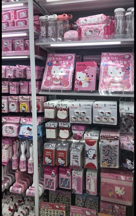 Hello Kitty Store, Hello Kitty Room Decor, Hello Kitty Decorations, Hello Kitty Gifts, Hello Kitty Merchandise, Hello Kitty Makeup, Hello Kitty Rooms, Kitty Clothes, Hello Kitty Crafts