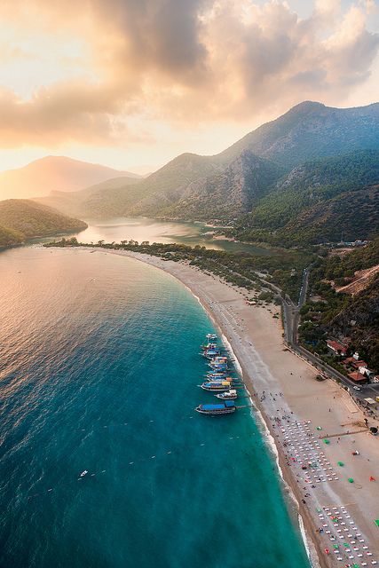 Oludenize - Turquoise Coastline, Turkish beach resort in the Mediterranean Timur Tengah, Magic Places, Turkey Travel, Yurt, Bhutan, Bora Bora, Gentleman Style, Blue Lagoon, Macedonia