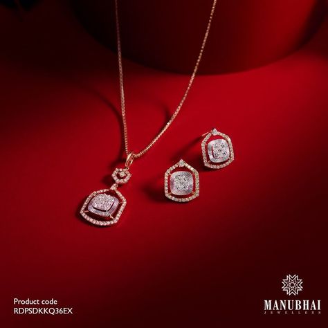 Small Pendant Earrings Set, Manubhai Jewellers Necklaces, Diamond Pendant Sets Small, Small Pendent Set Diamond, Small Pendant Set, Pendant Set Diamond, Small Diamond Pendant, Pendal Set, Emerald Choker