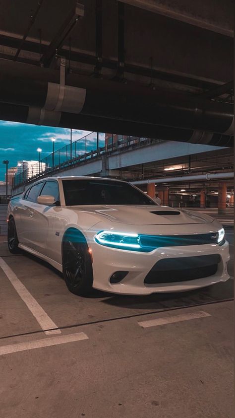 Dodge Charger Hellcat Srt, Dodge Charger Srt Hellcat Black, Nice Cars For Women, Dodge Charger Srt Hellcat 2022, Doge Charger Hellcat Srt, Prom Car, Dodge Charger R/t, Charger Srt Hellcat, Dodge Charger Hellcat