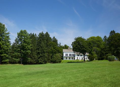 Greek Revival Farmhouse, Old Country Houses, Historic Colours, Exterior Renovation, Side Porch, Dutch Door, Interior Design Photos, Greek Revival, Windows Exterior