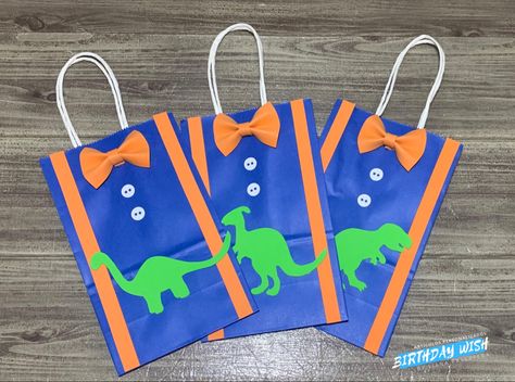 Blippi Dinosaur Birthday Party, Blippi Dinosaur, Dinosaur Favor Bags, Blippi Party, Dinosaur Favors, Mickey Theme, Birthday Candy, Dinosaur Birthday Party, Toddler Birthday