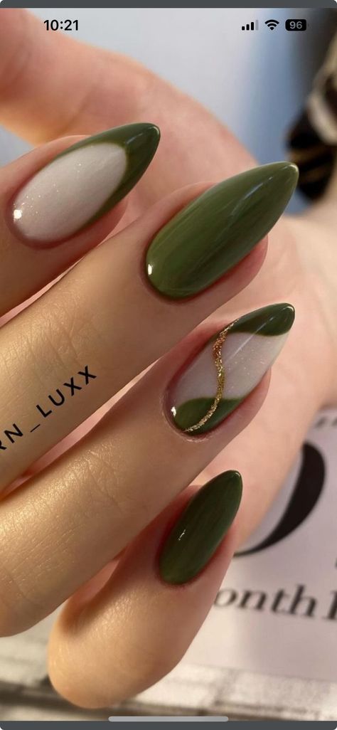 Nails Inspo Green, Forest Green Nail Designs, Nails Verde, ليلو وستيتش, Fancy Nails Designs, Casual Nails, Nagel Inspo, Heart Nails, Chic Nails