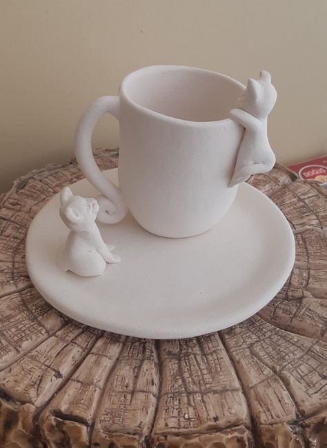 Color Ceramic, Diy Air Dry Clay, Mugs Ceramic, Clay Cup, Ceramic Bunny, Cerámica Ideas, Cup Art, Ceramics Ideas Pottery, Cool Mugs