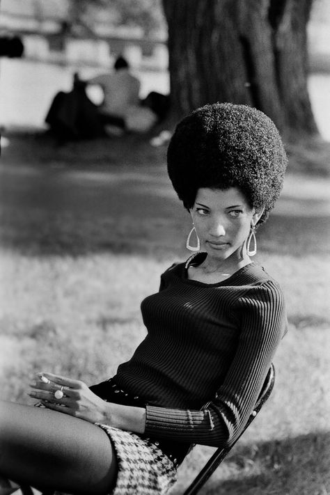 Caribana Toronto, 70s Black Women, Androgynous Look, Vintage Black Glamour, Black Photography, Toronto Life, Human Poses Reference, Hollywood California, Black Community