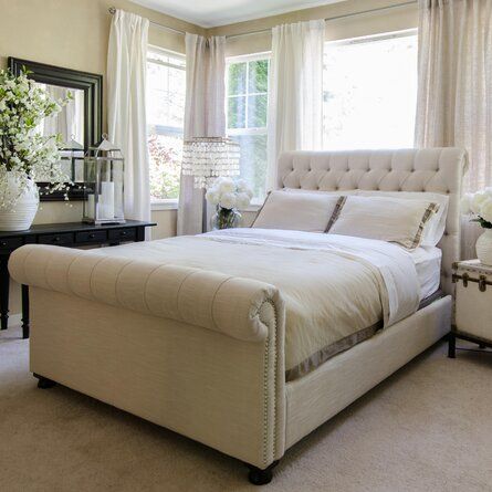 Sleigh Bed Frame, Upholstered Sleigh Bed, Interior Design Per La Casa, Sleigh Bed, White Bed, Ideas Hogar, Sleigh Beds, Master Bedrooms Decor, Remodel Bedroom