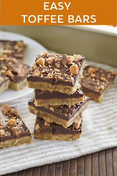 Toffee Bits Recipe, Toffee Bars Recipe, Brown Sugar Shortbread, Toffee Dessert, Easy Toffee, Cookie Bars Easy, Easy Bar Recipes, Toffee Chips, Toffee Bars