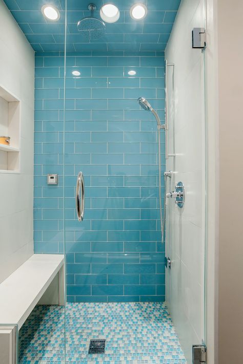 Coastal Tub Shower Combo, Turquoise And White Bathroom, Aqua Tile Bathroom, Turquoise Bathroom Tiles, Blue Penny Tile, Turquoise Shower, Blue Tile Shower Ideas, Glass Tile Shower, Aqua Bathroom