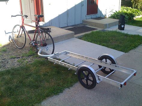 Bikes at Work trailer | Borrowing the trailer for some hauli… | Flickr Gerobak Dorong, Bike Trailer Hitch, Bike Trailers, Bicycle Trailers, Bike Food, Work Trailer, Bike Cargo Trailer, Bike Cart, Bicycle Camping