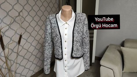 YOUTUBE ÖRGÜ HOCAM KANALIMDA ANLATIMINI YAPTIĞIM CHANEL CEKET CHANEL HIRKA @Örgü Hocam #short - YouTube Modern Crochet, Crochet Knitting, Crochet Sweater, Elegant Dresses, Lab Coat, Chanel, Couture, Blazer