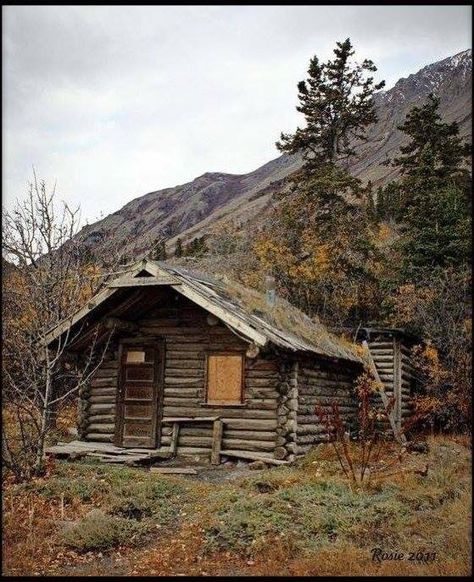 Storage Backyard, Old Log Cabin, Rustic Shed, Wood Cottage, Old Cabins, Old Cabin, Little Cabin In The Woods, Cabin In The Mountains, Wilde Westen