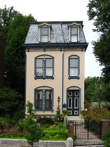 Lafayette Square, St. Louis, MO House Townhouse, Lafayette Square, Cute House, St Louis Mo, Sims House, Pretty House, Beautiful Buildings, Green Design, Little Houses