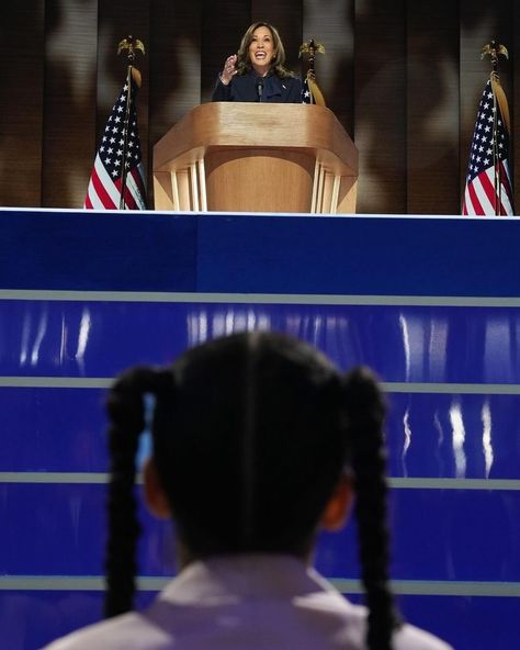 “Never let anyone tell you who you are, you SHOW them who you are!” @kamalaharris ✨Swipe through for all of the magic✨ Card 2: Photo of Kamala’s great-niece, Amara, watching history be made as her auntie accepts the Democratic nomination for President of the United States of America. Photographer credit: Todd Heisler of the New York Times // @heislerphoto Dana Bash, Letter To My Daughter, American Presidents, Mug Shots, Ny Times, The New York Times, Role Models, Women Empowerment, To My Daughter