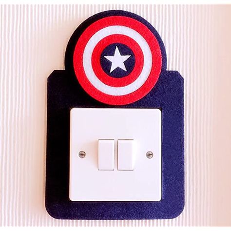 Marvel Themed Room, Batman Marvel, Bedroom Cartoon, Marvel Room, Geek Room, Avengers Iron Man, Felt Kids, Superhero Bedroom, Light Switch Sticker