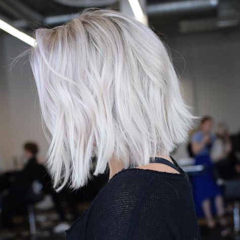 hayley johnson on Instagram: “THIS HAIR. THIS GIRL. 😍 color by me @colorbyhayley || cut and style by @hairbyjencahill” White Bob Haircut, Dark Roots Blonde Hair Short, White Blonde Short Hair, Short White Blonde Hair, Long Bob Wavy Hair, White Balayage, Short Platinum Hair, Blonde Hair With Fringe, White Blonde Hair Color