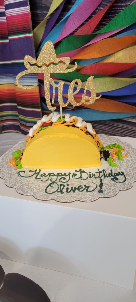 Taco Party Cake Ideas, Birthday Tacos Number, Threesta Birthday Party Cake, 21st Mexican Theme Party, Three Esta Cake, 3 Esta Party, Threesta Birthday Party Girl, Taco Theme Cake, Taco Party Cake