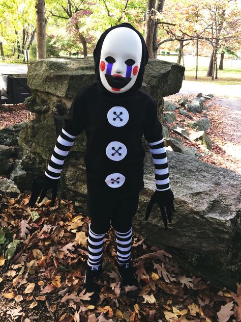 Five nights at Freddy’s (Fnaf) Marionette / puppet master kids costume. Handmade. Hand painted mask  #fnaf #Marionette #diy #costume #kids #paintedmask #puppetmaster Diy Fnaf Costume, Fnaf Puppet Mask Diy, Puppet Fnaf Costume, The Puppet Fnaf Cosplay, Puppet Five Nights At Freddy's Costume, Five Nights At Freddy’s Costume Diy, Fnaf Marionette, Fnaf Puppet, Marionette Fnaf