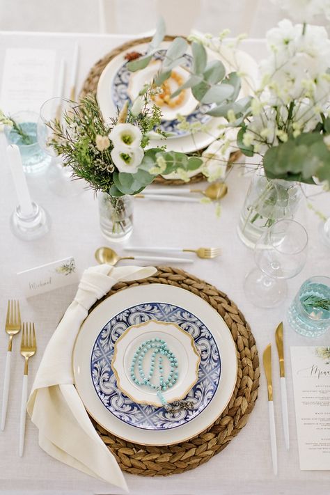 Greek Style Wedding Decor, Greek Wedding Reception, Greece Wedding Aesthetic, Greek Inspired Wedding, Greek Style Wedding, Greek Islands Wedding, Summer Wedding Inspiration, Greece Crete, Wedding In Greece