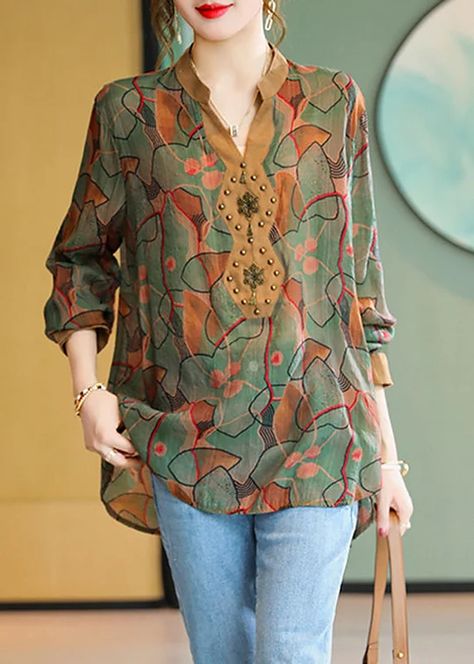 BLOUSE Ladies Tops Fashion Blouses, Vogue Green, Clay Fairy, Western Outfit, Fashion Top Outfits, Sleeves Designs For Dresses, High Design, Comfortable Room, Designs For Dresses