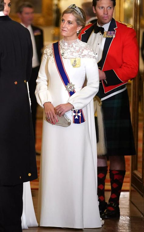 Sophie, Duchess of Edinburgh Stuns in Aquamarine Tiara Strathmore Rose Tiara, Sophie Rhys Jones, Sophie Duchess Of Edinburgh, Rose Tiara, Coronation Gown, Duchess Of Edinburgh, State Banquet, Coronation Dress, Royal Pavilion