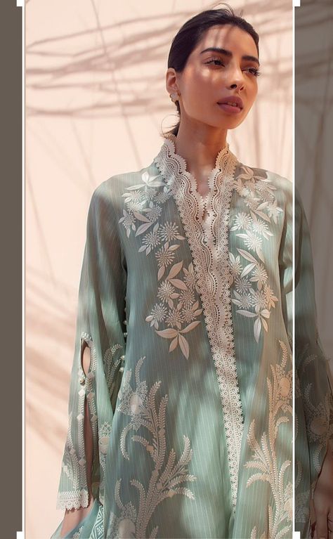 Net Fabric Dresses, Lace Dress Outfit Ideas, Lace Dress Outfit, Beautiful Lace Dresses, Lace Dress Design, Blouse Back, Pakistani Fashion Casual, Pakistani Dresses Casual, Traditional Indian Outfits