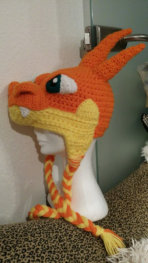 Crochet Pokeball Hat, Pokemon Bucket Hat Crochet, Magikarp Hat Crochet Pattern, Knitted Pokemon Hat, Gengar Crochet Hat, Pokemon Outfits Ideas, Crochet Pokemon Hat, Pokémon Hat, Ideas Para Tejer