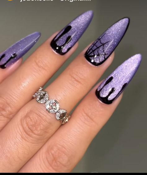 Purple With Black Nails, Oval Shape Nails Designs, Purple Nails For Wedding, Halloween Nail Designs Purple, Nails For Halloween Acrylic, Morticia Nails, Purple Drip Nails, Evie Descendants Nails, Halloween Nail Designs Almond Shape