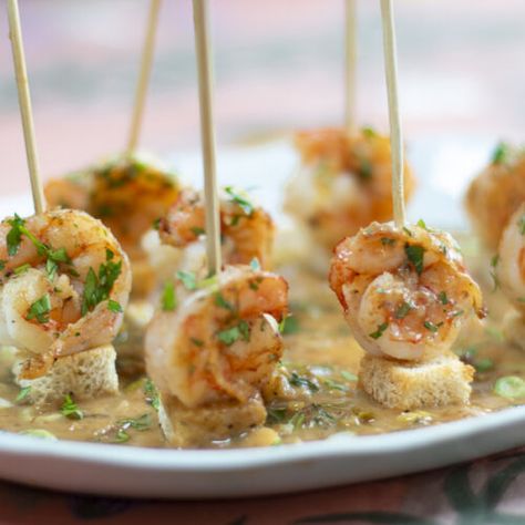 Karen's Skewered Shrimp Scampi Appetizer - A Zest for Life Shrimp Scampi Appetizer Recipes, Shrimp Scampi Skewers, Shrimp Skewers Appetizers, Shrimp Scampi Appetizer, Skewered Shrimp, Shrimp Scampi Dip, Garlic Shrimp Scampi, Scampi Sauce, How To Devein Shrimp