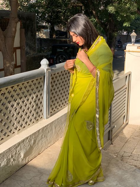 ~ sarees by kundini ~ ~ Bagesri ~ “She was temptation wrapped in casual elegance “ - Christine Feehan Chartreuse yellow chiffon saree with paisley embroidery and laffa border!! Customisation available..!! Follow * kundini_by_yogini * on instagram for orders and queries..!! #saree #sareelove #chiffonsaree #rajasthan #weddingdress Jaipur Design, Yellow Chiffon Saree, Shadi Season, Cocktail Sarees, Culture Of Rajasthan, Bandhani Suit, Vintage Culture, Desi Vibes, Sabyasachi Sarees