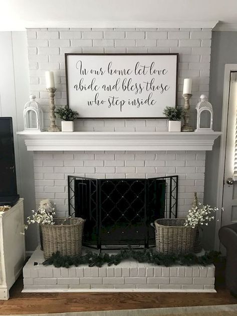 Spring Mantle Decor, Spring Mantel Decorating Ideas, Farmhouse Mantle, White Brick Fireplace, Fireplace Mantle Decor, Fireplace Mantel Decor, Cute Dorm Rooms, Farmhouse Decoration, Mantel Decor